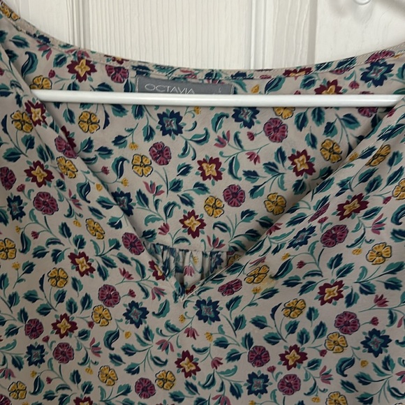 Octavia Large blouse flowered pattern long sleeve - Picture 3 of 11